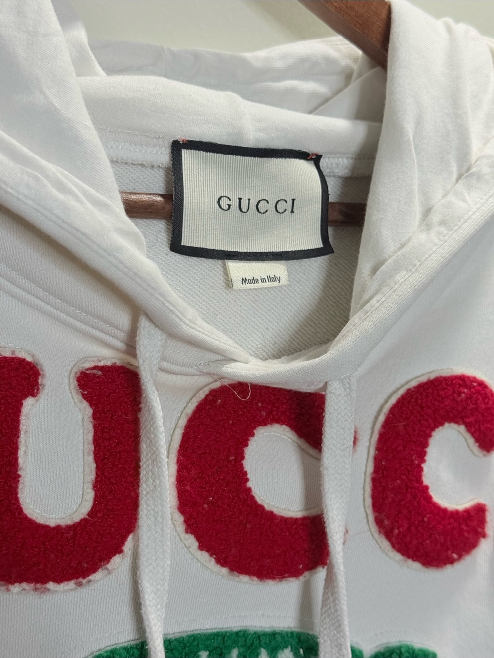 Gucci White Hoodie with Red Logo & Green Teddy - Picture 5 of 10